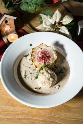 Der Neue Hubertushof