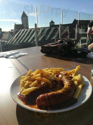 Dinea Restaurant & Café