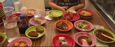 Akakiko Running Sushi