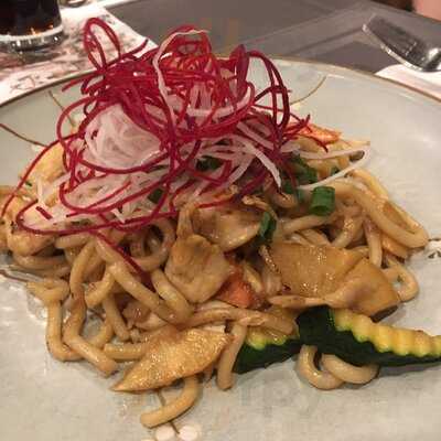 Cocoon Restaurant & Bar