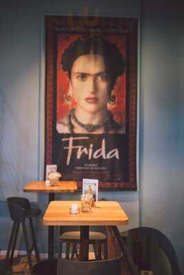 Liliom Kino Restaurant Bar Biergarten