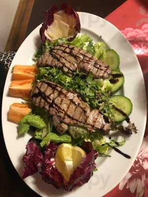 Trattoria La Bussola