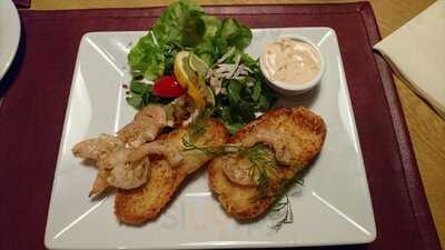 Mike's Eku Steakhouse