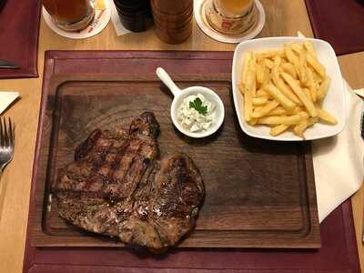 Mike's Eku Steakhouse