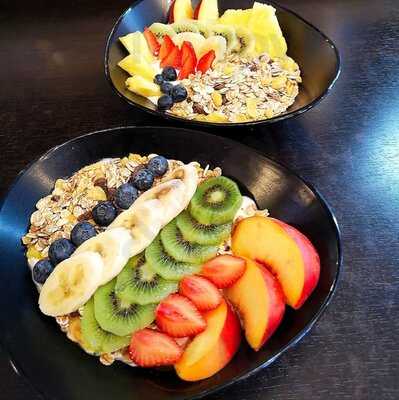 Brown's Coffee Lounge