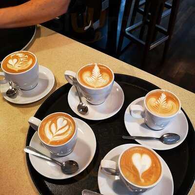 Brown's Coffee Lounge