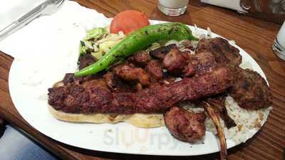 Oskar's Tantuni Food