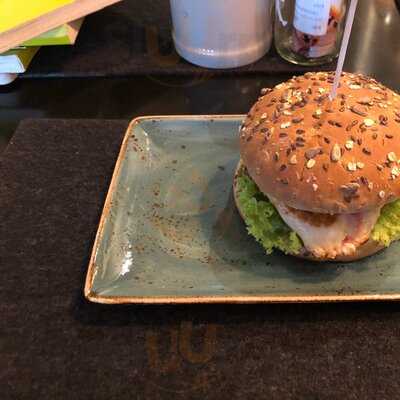 Hans Im GlÜck Burgergrill & Bar