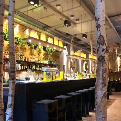 Hans Im GlÜck Burgergrill & Bar