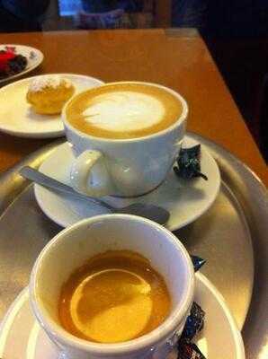 Centrale - Caffe & Vino & Stars