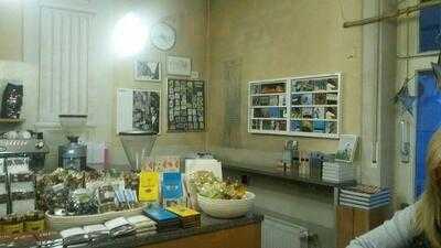 Centrale - Caffe & Vino & Stars