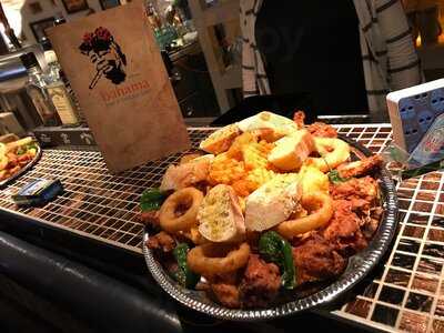 Presidente Bar Argentino / Tapas / Vino