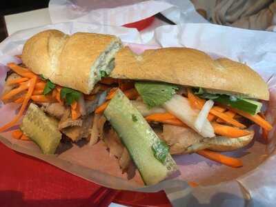 Soumi - Soups And Bánh Mì