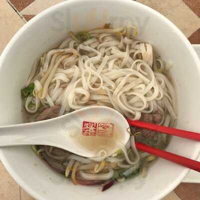 Soumi - Soups And Bánh Mì