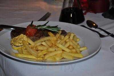 Lindengarten Wirtshaus Bar & Biergarten