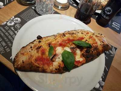 Lammbock-pizzabar & Hinterhofgarten