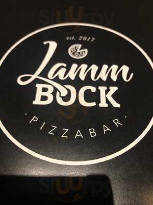 Lammbock-pizzabar & Hinterhofgarten