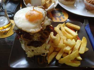 Granny Mac's Irish Pub