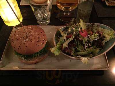 Hans Im GlÜck Burgergrill & Bar