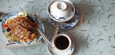 China Star, Restaurant