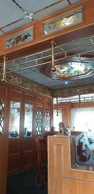 China Star, Restaurant