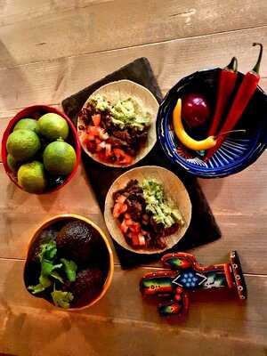 Orale Taqueria Y Bar