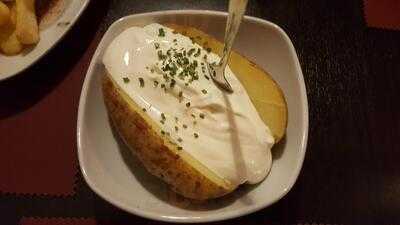 Zu Den Zwei Goldenen Hirschen - Das Kleine Steakhaus