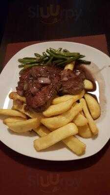 Zu Den Zwei Goldenen Hirschen - Das Kleine Steakhaus