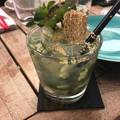 The Drunken Dragon Bar