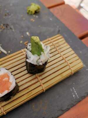Sakura Sushi & Asia