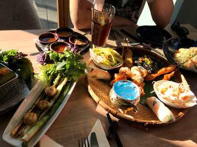 Kempers & Crowd Gastrobar