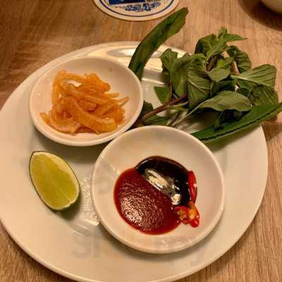 Kempers & Crowd Gastrobar