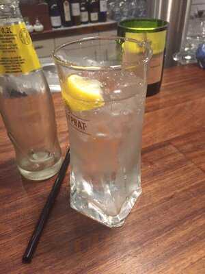 L'atelier Art Et Vin