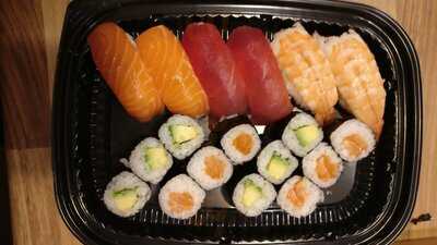 Umeshu - Sushi Bar & Take Away