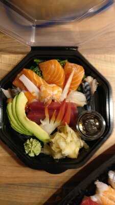 Umeshu - Sushi Bar & Take Away