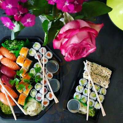 Umeshu - Sushi Bar & Take Away