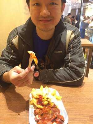 Pommes Freunde Stachus