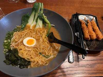 Javi - Japanese & Vietnamese