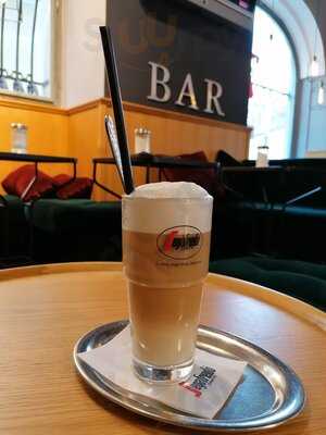 Müller 7 Café