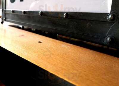 Hickory Grill & Smokehouse