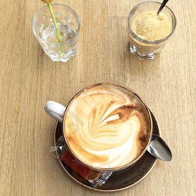 Café Daddy Longlegs Açai Munchen