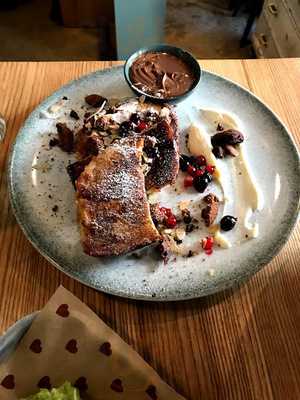 California Breakfast Club