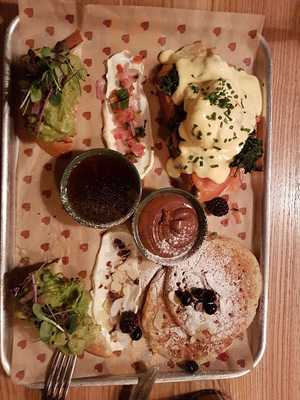 California Breakfast Club