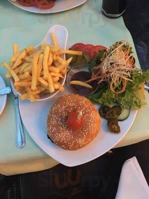 Tilly’s Restaurant