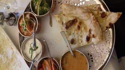 New Delhi Indisches Restaurant & Bar