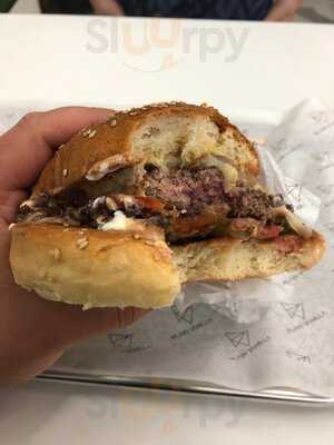 Plain Vanilla Burger