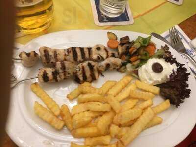 Akropolis Restaurant