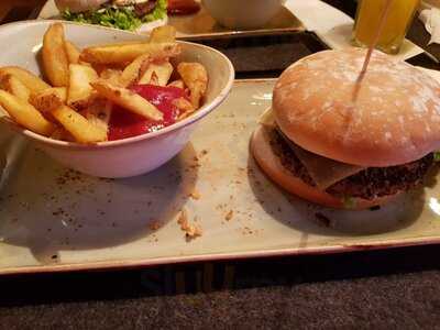 Hans Im GlÜck Burgergrill & Bar