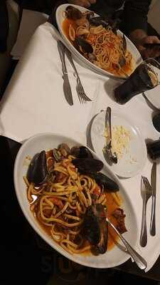 Gionti Bar Restaurant