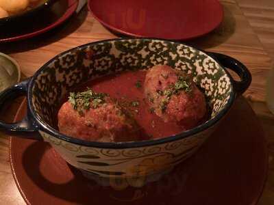 Casa Mendoza Tapas Vino Cerveza